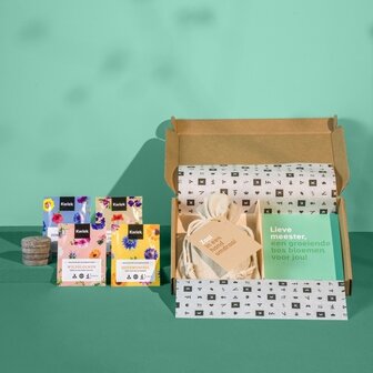 Kwiek Bloeitas - uitdeeldoosje / brievenbus bedankje 