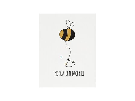 Voorkant kaartje 80 x 105 mm met de tekst &lsquo;Hoera een broertje&rsquo;