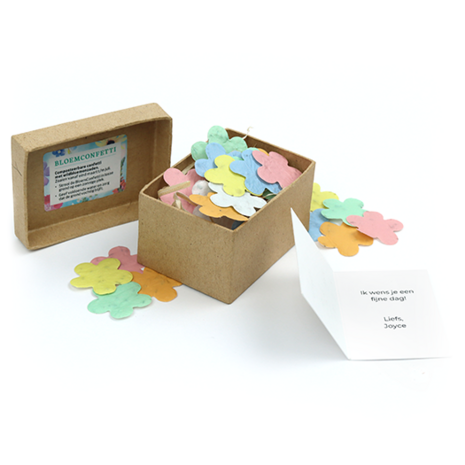 Groeiconfetti in papier mach&eacute; doosje - Sfeerfoto