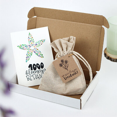 Brievenbus bedankje vrijwilliger bedankt; zaden in linnenzakje met ansichtkaart