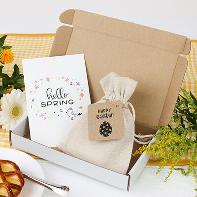 Brievenbus bedankje voor Lentefeest; zaden in linnenzakje met ansichtkaart