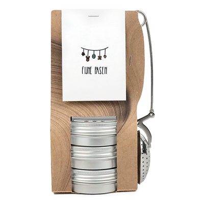 Fijne Pasen - Theetas met 3 blikjes en thee-ei knijper // Eef